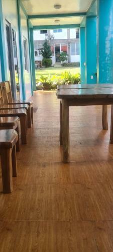 Hotel Nay Del's Resto And Resort