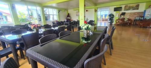 Hotel Nay Del's Resto And Resort