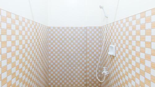 Reddoorz @ Golden Skye Hotel Guagua
