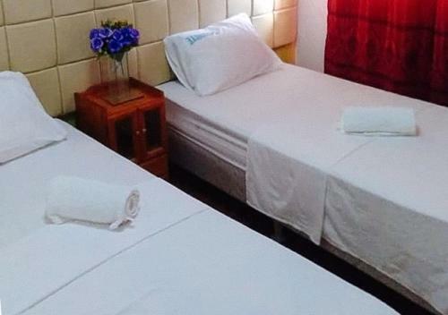 Hotel Reddoorz @ Rhr Tourist Inn