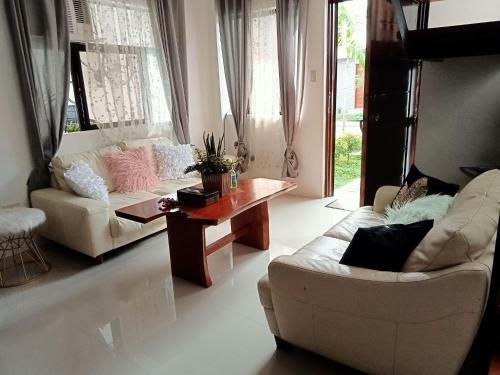 Natalie's Villa
