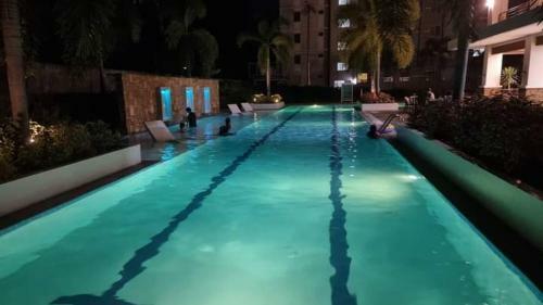 Apartamento Wayne 2br Condo Fully Furnished@8 Spatial Maa