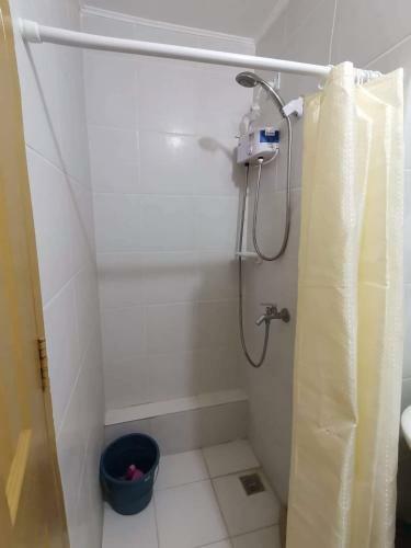 Apartamento Mid-rise 8 Spatial 2br Condominium