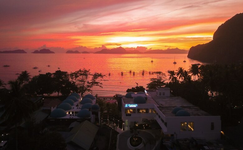 Hotel Weekends El Nido Beach Resort