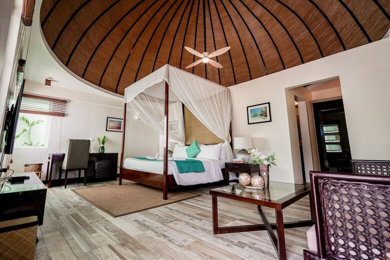 Hotel Weekends El Nido Beach Resort