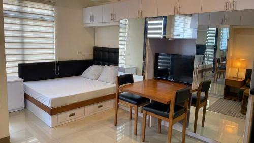 Apartamentos Mabolo Garden Flat With Free Rooftop Pool