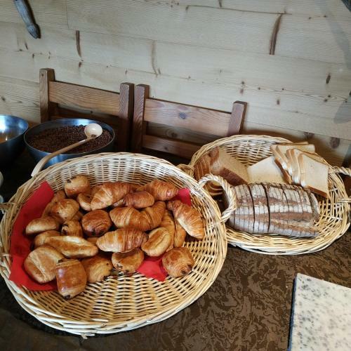 Hotel H�tel Restaurant Bellec�te