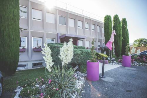 Hotel H�tel Kar�ne