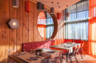 Hotel H�tel Le Royal Ours Blanc