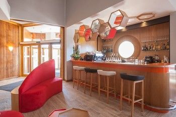 Hotel H�tel Le Royal Ours Blanc