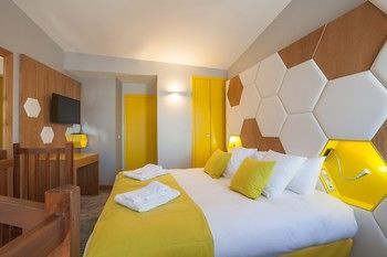 Hotel H�tel Le Royal Ours Blanc