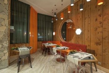 Hotel H�tel Le Royal Ours Blanc