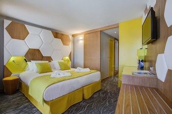Hotel H�tel Le Royal Ours Blanc
