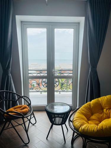 Xu�n Th�nh Sunny House