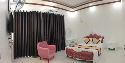 Hotel Nh� Ng? H?ng V�n