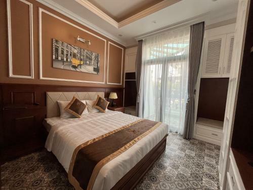 Hotel Paris Of Dragon Bay