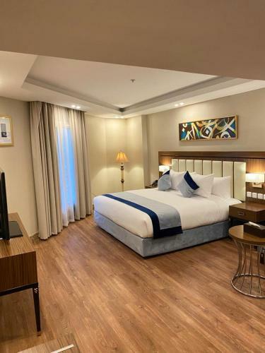 Braiden Hotel