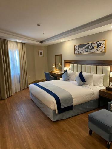 Braiden Hotel