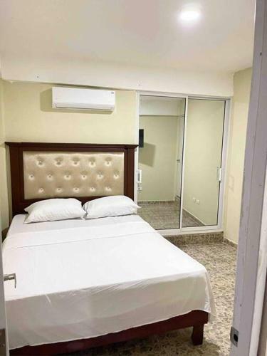 C�modo Apartamento Con Vista Al Mar Ra-3