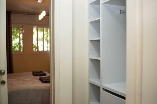 Apartamento Lovely 4-bdr Kosher Apt, By The Orient Hotel