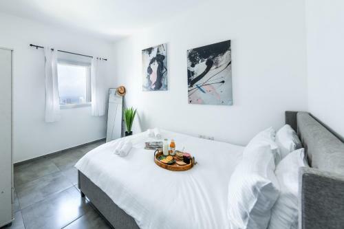 Gindi 3 Bedroom Apartment