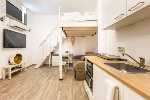 Gallery Apartment Step From Lilienblum And Rothschild Boulevard