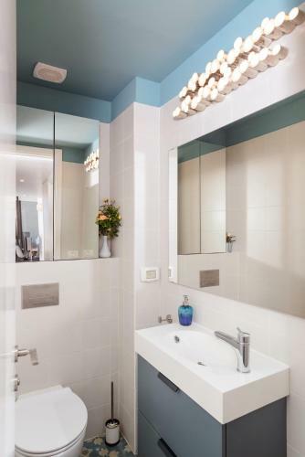 Apartamento Rothschild Area Modern 2 Br With Balcony