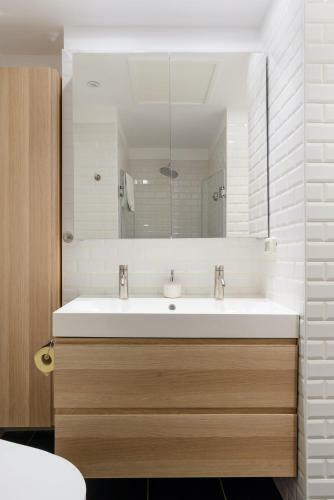 Apartamento Rothschild Area Modern 2 Br With Balcony