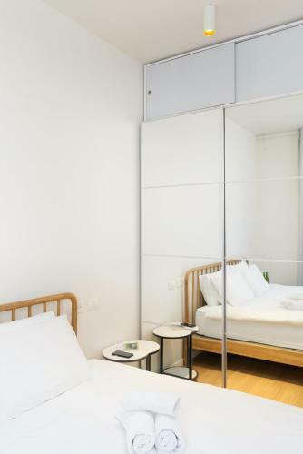 Apartamento Rothschild Area Modern 2 Br With Balcony