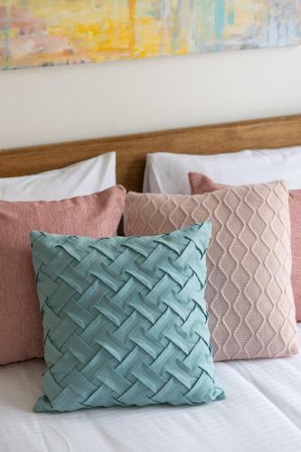 Neta's Art & Design Apartment By Tlv2rent