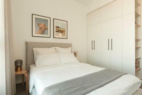 Airtlv - Menachem Begin Apartment