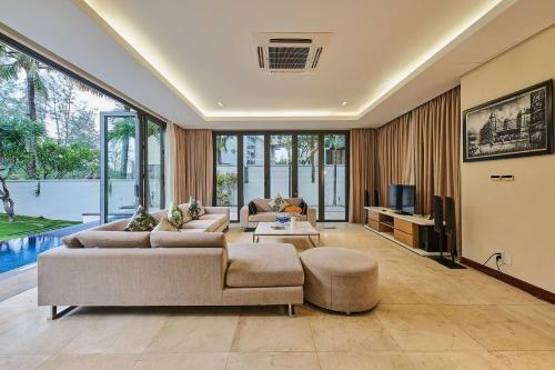 Da Nang Beach Villas - 5 Star Resort