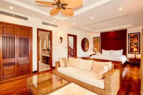 Excellent Ruby Villa Near Han River