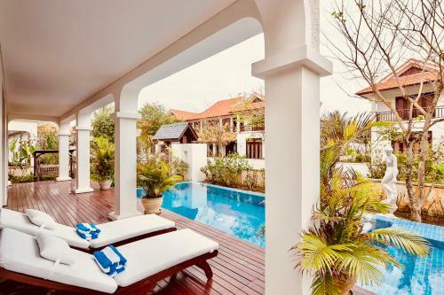 Excellent Ruby Villa Near Han River