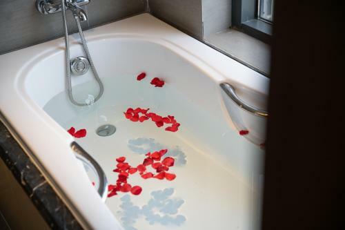 Luxury Apartment In Sheraton