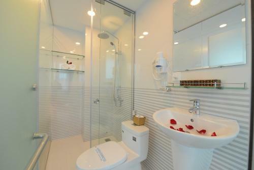 Artisan Hoan Kiem Hotel