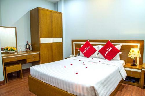 Hotel Kh�ch S?n H??ng D??ng