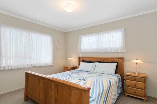 Sandy Feet - Papamoa Beach Holiday Home