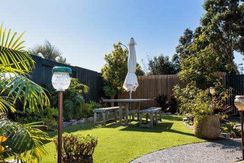 Tropical Oasis Escape With Heated Pool