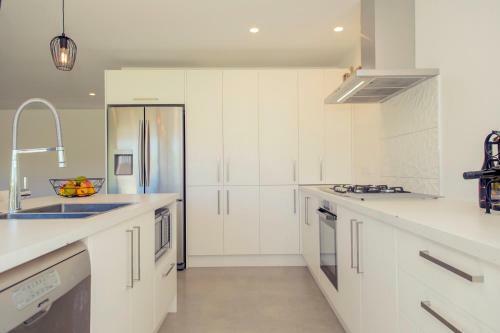 Paradise At Pauanui - Pauanui Holiday Home