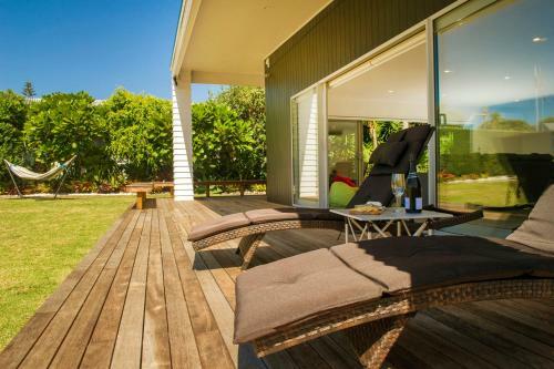 Paradise At Pauanui - Pauanui Holiday Home