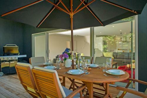 Paradise At Pauanui - Pauanui Holiday Home