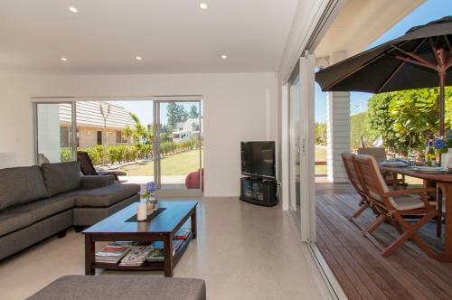 Paradise At Pauanui - Pauanui Holiday Home