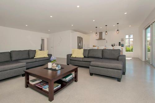 Paradise At Pauanui - Pauanui Holiday Home