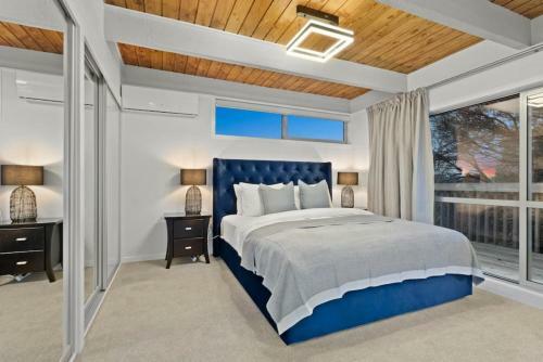 Hilltop Retreat - Seaview - Sauna - Spa - Pool