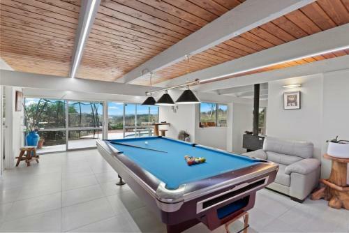 Hilltop Retreat - Seaview - Sauna - Spa - Pool