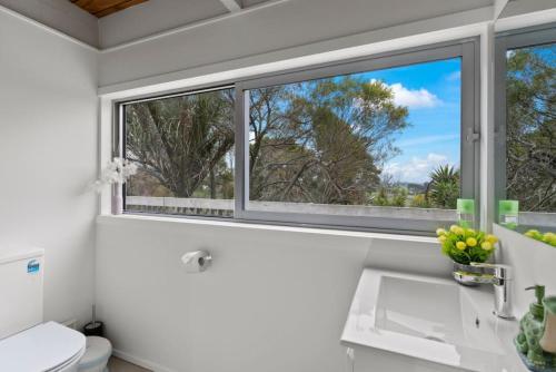 Hilltop Retreat - Seaview - Sauna - Spa - Pool