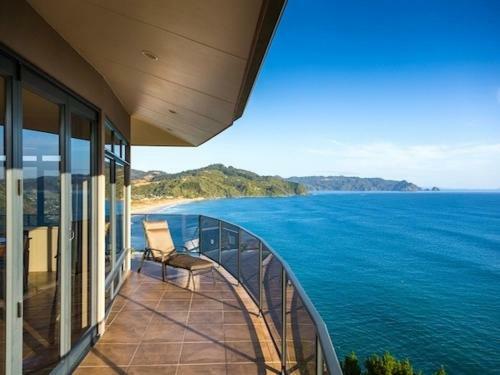 Oceana 21 - Beautiful Holiday Home Tairua