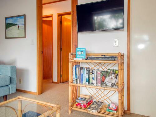 Cedar Cottage - Tairua Holiday Home