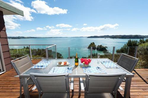 Nelson's Lookout - Russell Holiday Home